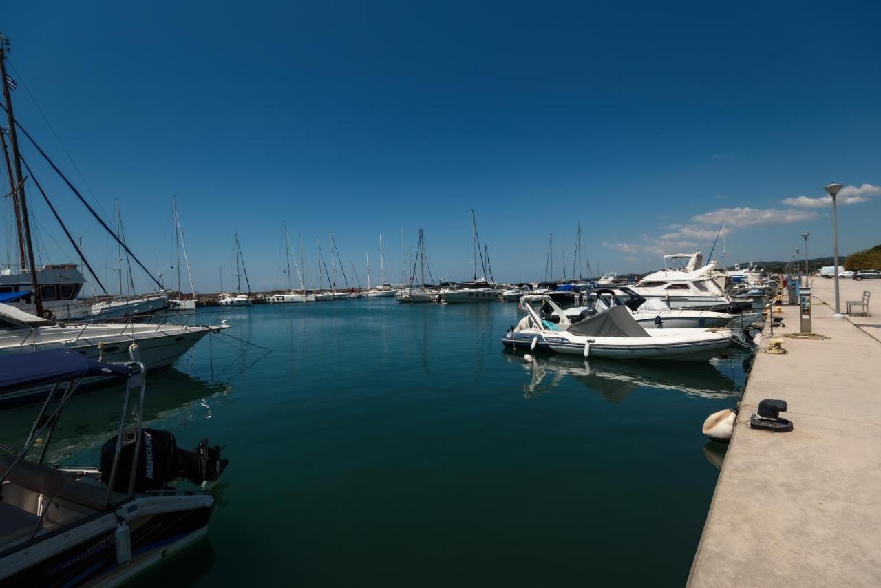 Itaka Familiy Apartments - Halkidiki Suites Com Nikiti  Zewnętrze zdjęcie