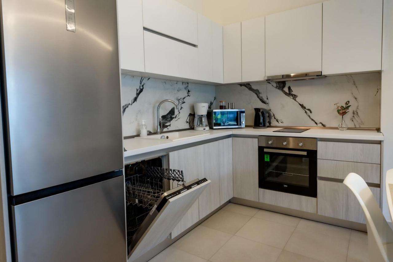 Itaka Familiy Apartments - Halkidiki Suites Com Nikiti  Zewnętrze zdjęcie